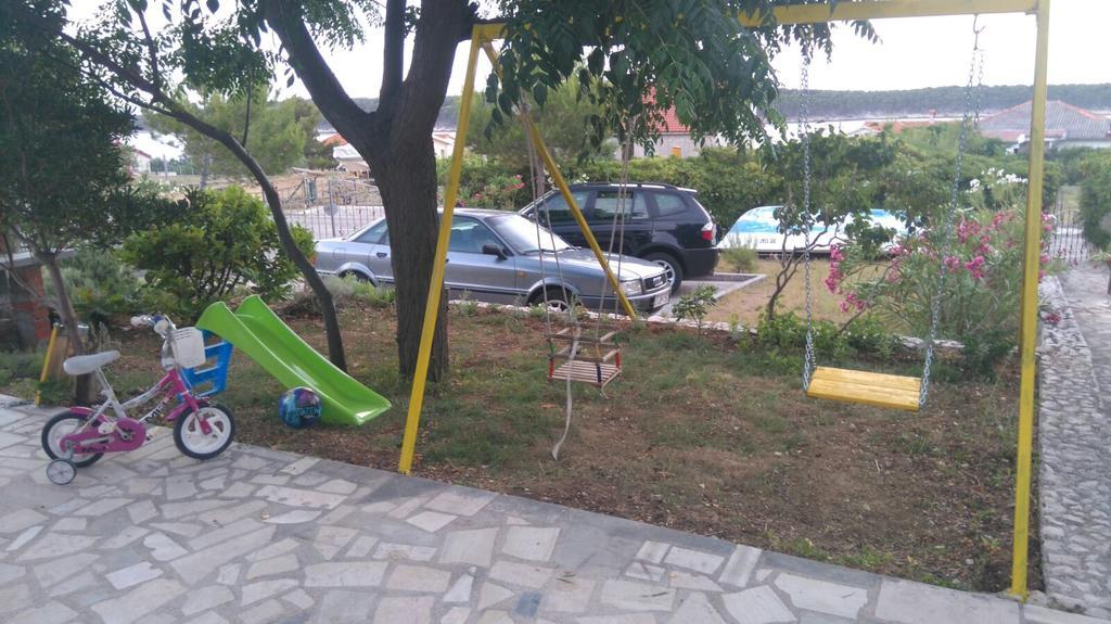 Holiday Home Vjeka Rab Town Zewnętrze zdjęcie